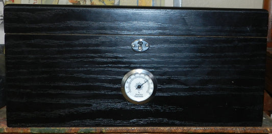 Vintage Ebony Oak QI Humidor for Cigars Holds 60+ Cigars