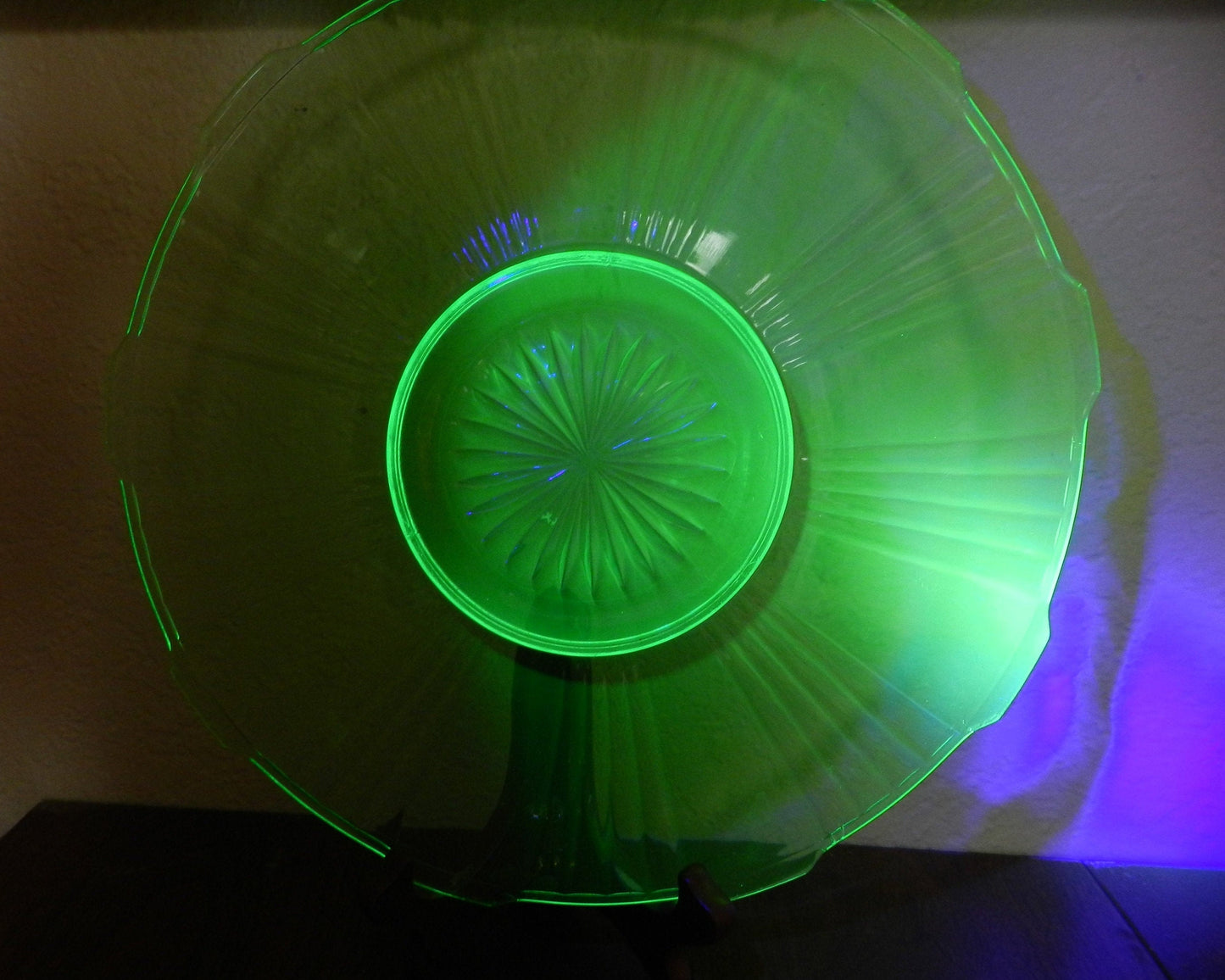 Large Vintage  Uranium Glass Plate - Authentic Depression Vaseline Glass  - Florescent