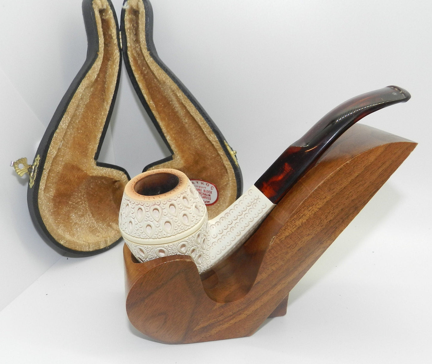 Vintage Carved Block Meerschaum Pipe -Bulldog