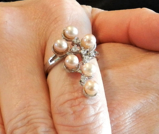 Vintage Sterling Silver Pearl Ring  SZ 9 1/4