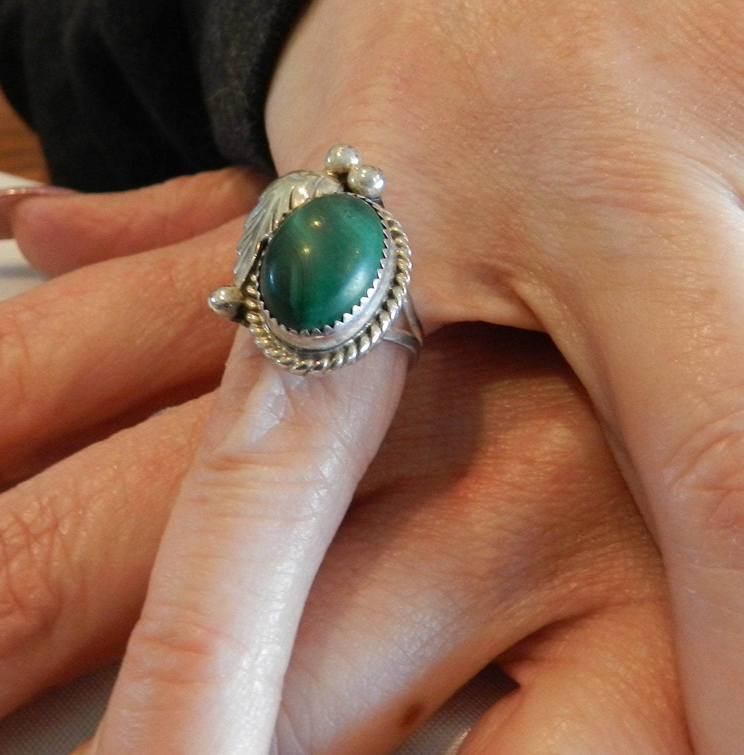 Vintage  Sterling Southwestern Malachite  Ring - SZ 5.5