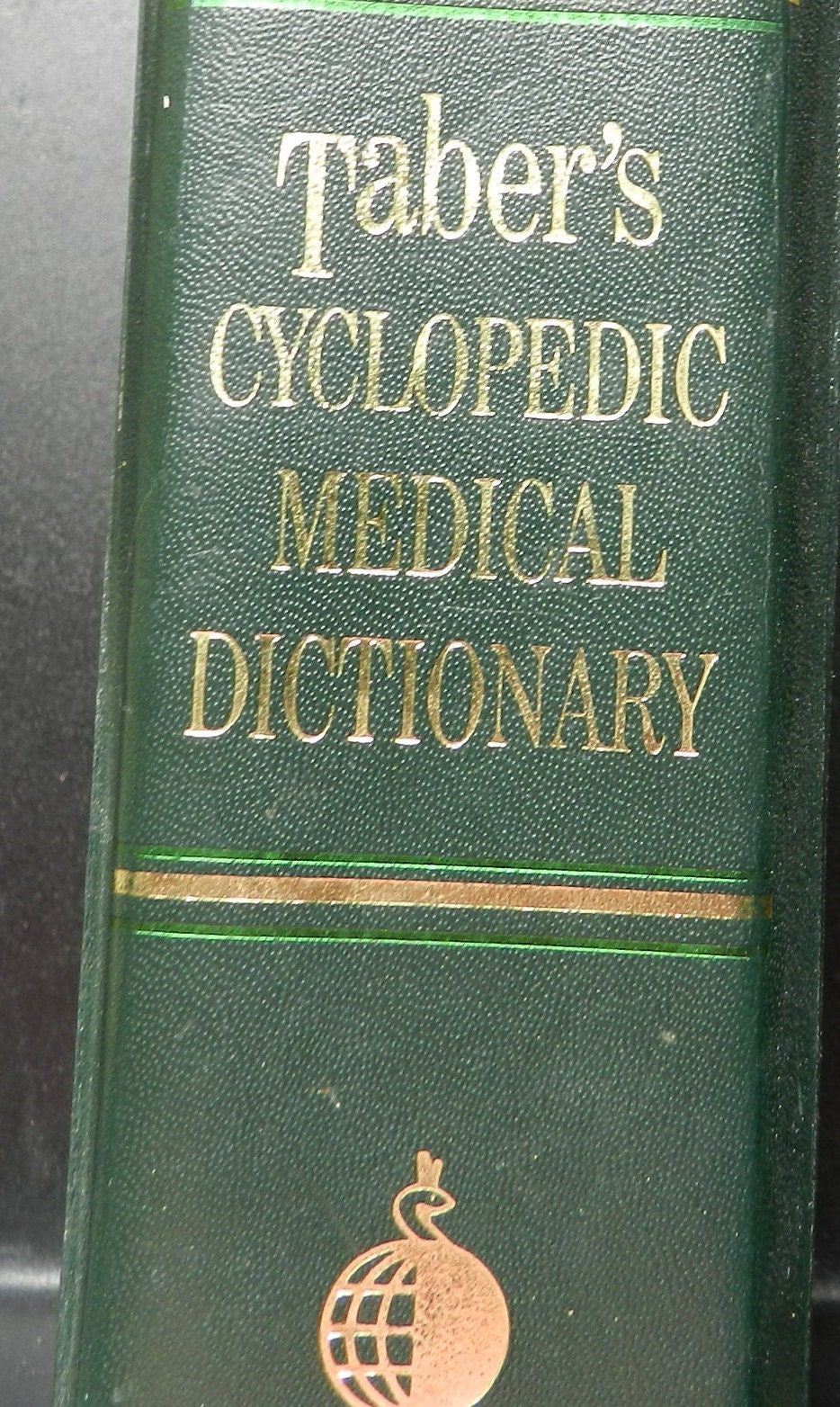 Vintage Book "Taber's Cyclopedic Medical Dictionary" 1993  Doctor's Dictionary 17th Edition VG