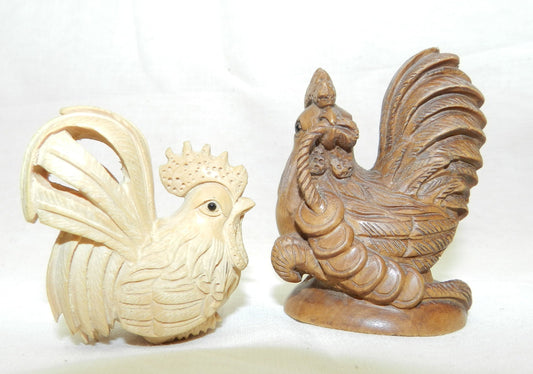 Vintage Carved Netsuke Roosters - Chickens  2 1/2"  & 1 1/2"    2 for 1